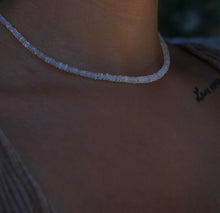 Load image into Gallery viewer, Dainty Opal Necklace