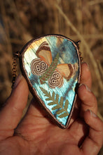 Load image into Gallery viewer, 88